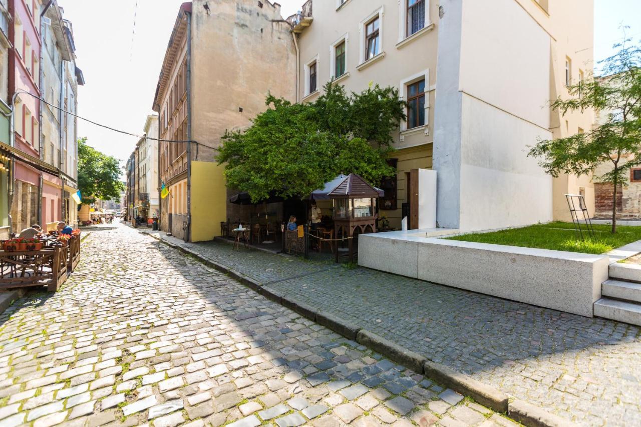 Квартира Подобово На Площі Ринок 39 Lviv Kültér fotó