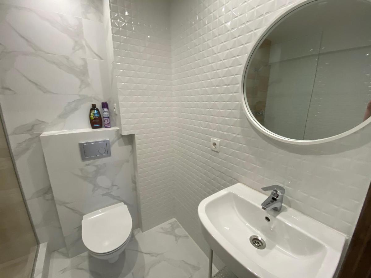 Квартира Подобово На Площі Ринок 39 Lviv Kültér fotó