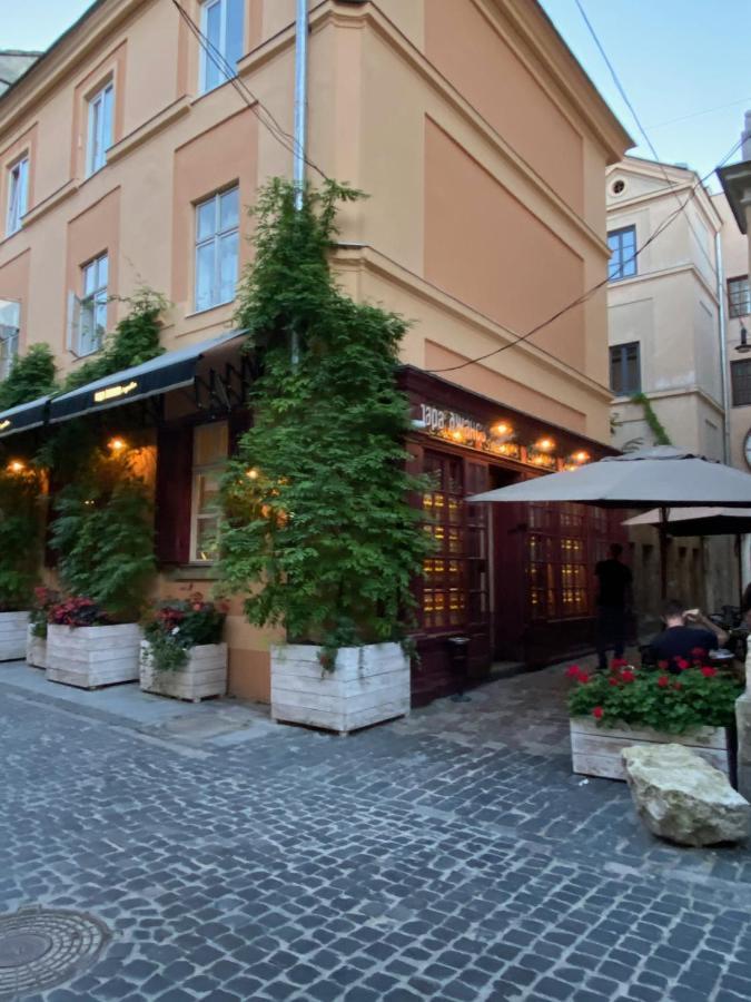 Квартира Подобово На Площі Ринок 39 Lviv Kültér fotó