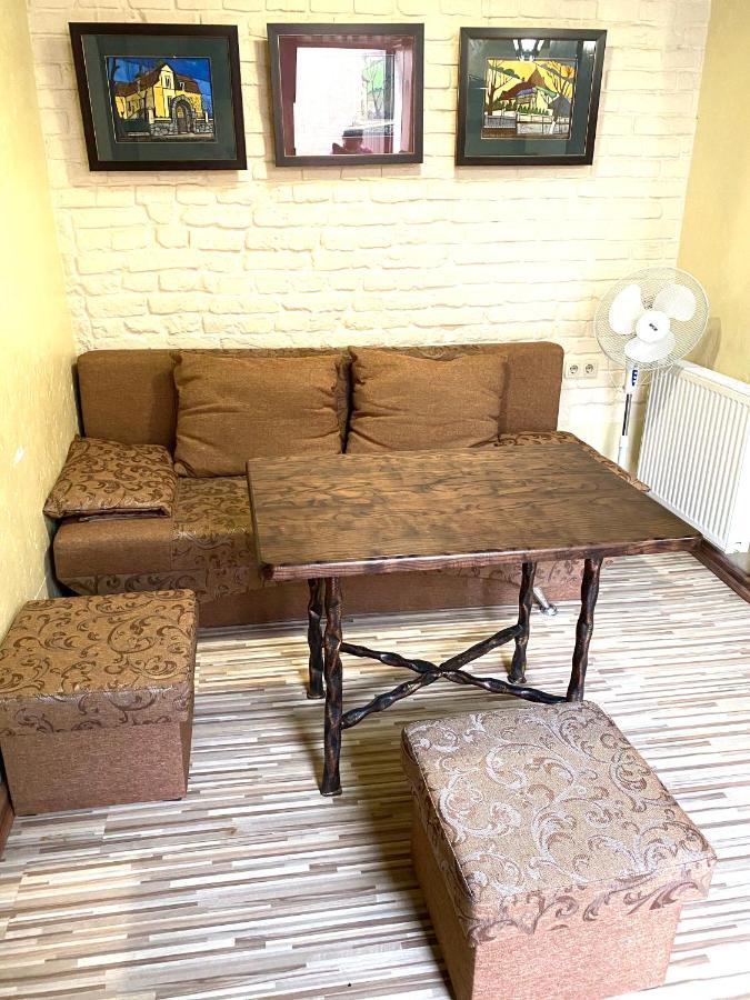 Квартира Подобово На Площі Ринок 39 Lviv Kültér fotó