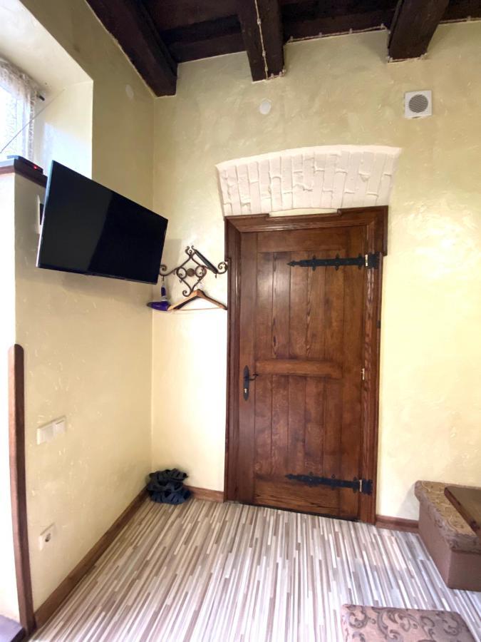 Квартира Подобово На Площі Ринок 39 Lviv Kültér fotó